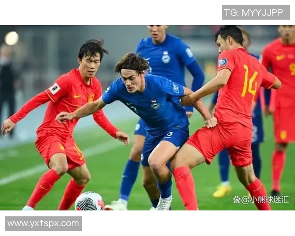 重庆足球队灵活性分析与战术调整对球队表现的影响探讨 重庆足球队灵活性分析与战术调整对球队表现的影响探讨