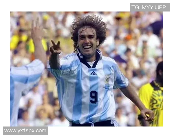 足球明星巴蒂的传奇头像与他辉煌职业生涯的回顾与展望 足球明星巴蒂的传奇头像与他辉煌职业生涯的回顾与展望